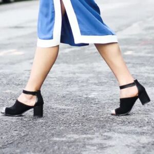 🆕️🤸🏾‍♀️EILEEN Fisher Ankle Strap Sandal